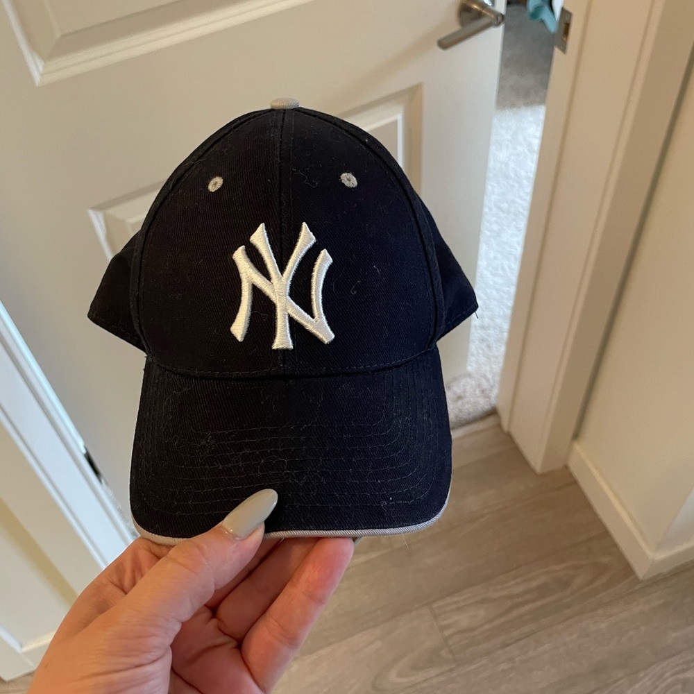 Yankee Hat - image 1